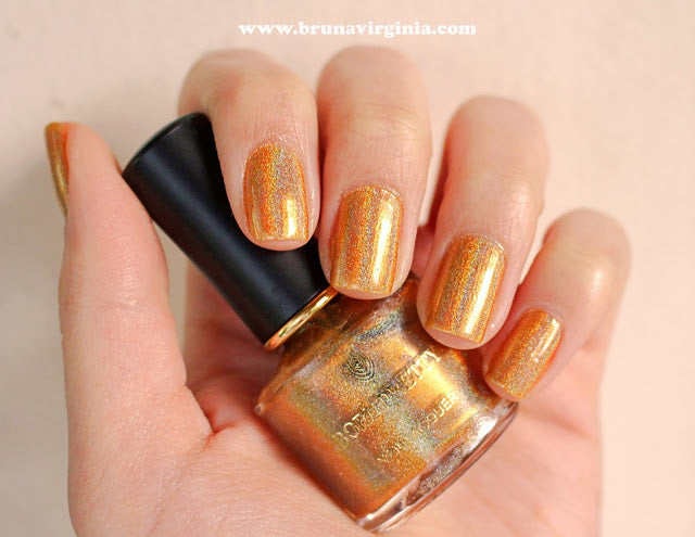 Born Pretty Golden Holographic Nail Polish Review #42514-3