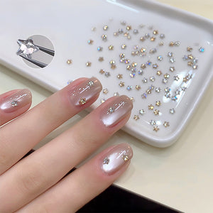 30 décorations d'ongles en zircon étincelantes en forme d'étoile