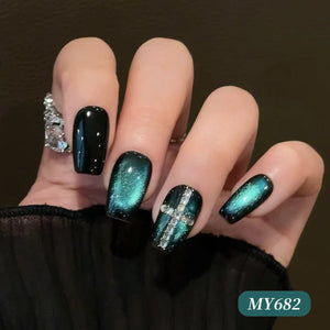 Colored Cat Magnetic Gel MY682 Teal Turquoise 15ml Gel Nail Polish BORN PRETTY 